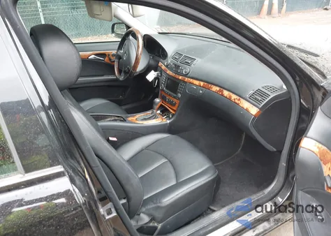 2008 Mercedes-Benz E 350 4Matic из США, поврежденный, VIN WDBUH87XX8B331162